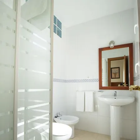 Hotel Gallos Casabermeja